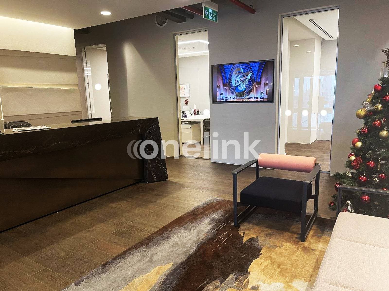 Exclusive | Office for Resale | I Rise Tower | Vacant | 6 Parking Spaces